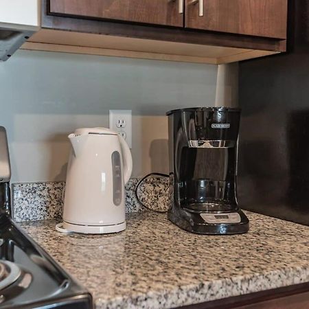 Spacious 2Br Suite Plus Patio Near Iowa State Ames Bagian luar foto