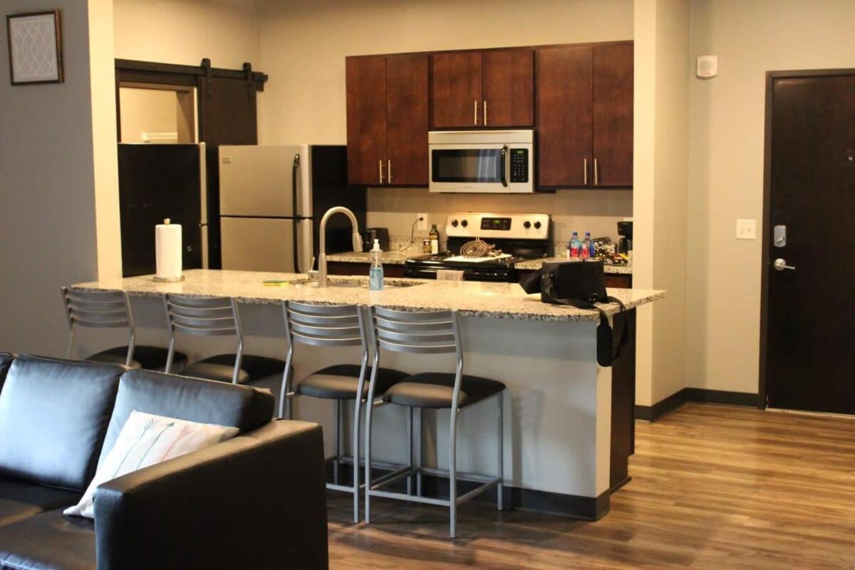 Spacious 2Br Suite Plus Patio Near Iowa State Ames Bagian luar foto
